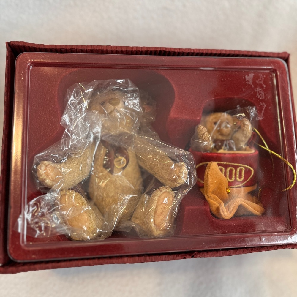 The STEIFF Collection Enesco Porcelain Teddy Bears Figurines Posable Keepsake H2